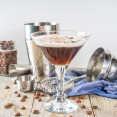 Ako si namiešať ikonický drink Espresso Martini? To musíte skúsiť!