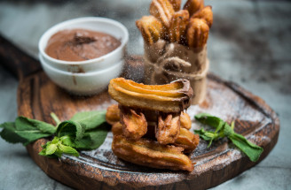 Churros: Takto si pripravíte chrumkavé pokušenie priamo zo slnečného Španielska