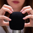 ASMR ako únik pred preťažením: Aký má prínos pre generáciu Z?