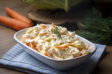 Recept na klasický šalát coleslaw – aj tipy na jeho moderné obmeny