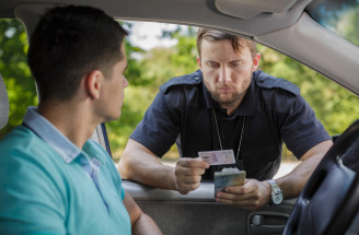 Dôležité doklady, ktoré by ste mali mať pri ceste autom vždy pri sebe