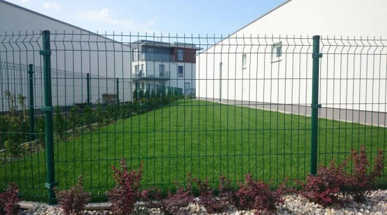 Panelový plot ako rýchle riešenie oplotenia