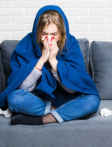 Bežné prechladnutie alebo chrípka: Ako ich rozlíšiť a čo naozaj pomáha