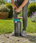 Tlakový postřikovač: pomocník, kterého využijete na zahradě i kolem domu mnohem častěji, než byste čekali